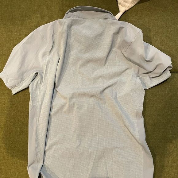 Lululemon button shirt - Picture 4 of 4